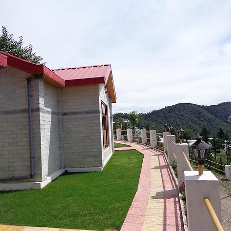 Village Live In Resort Chail Buitenkant foto